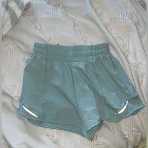 lululemon hotty hot shorts tall